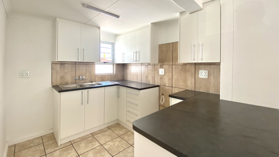 2 Bedroom Property for Sale in Velddrif Western Cape